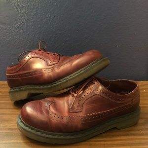 Doc Martens Cherry Brogues